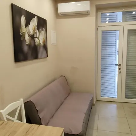 Josipa 2 Apartment *