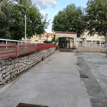 Josipa 2 Apartment